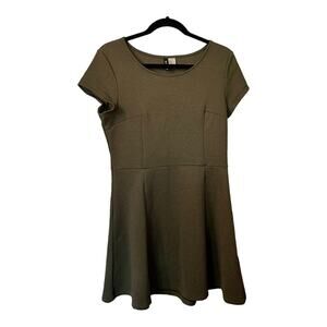 H&M Divided Womens Size 12 Skater Fit & Flare Dress Olive Green Waffle Texture